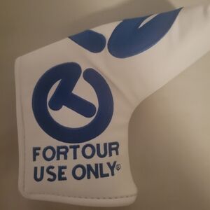 Scotty Cameron White/Blue Blade Head Cover